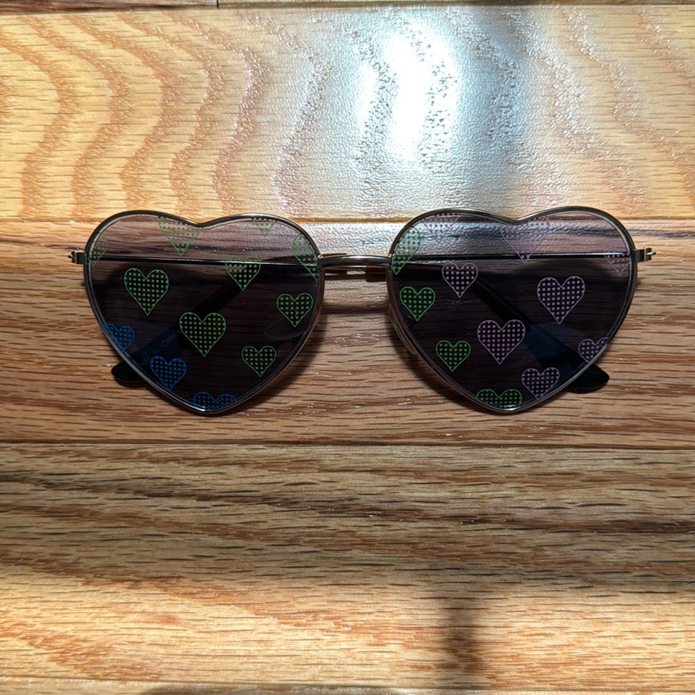 Heart-Shaped Sun Glasses